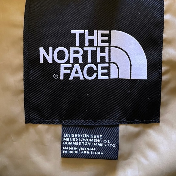 The North Face Sherpa Nuptse Jacket - Picture 8 of 12
